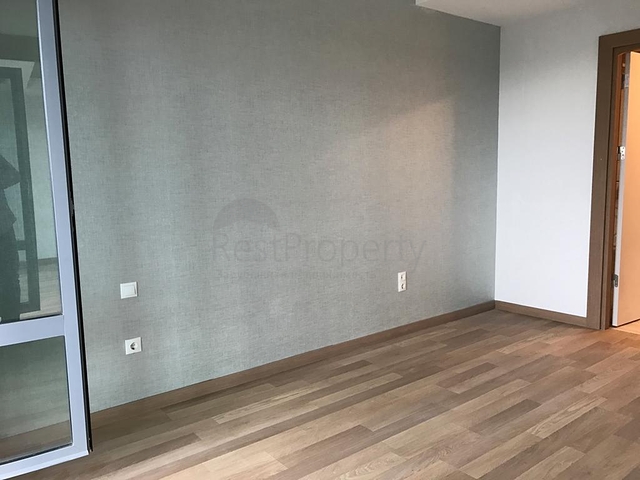 شقة غرفة وصالة ضمن مجمع سكني حديث في سارير / اسطنبول الاوربية 