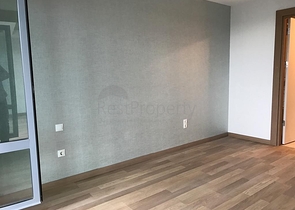 شقة غرفة وصالة ضمن مجمع سكني حديث في سارير / اسطنبول الاوربية 