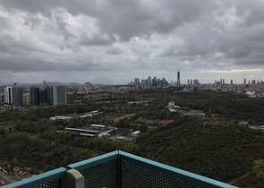 شقة غرفة وصالة ضمن مجمع سكني حديث في سارير / اسطنبول الاوربية 