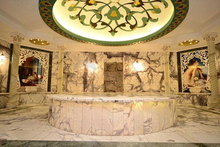 فيلا مع مسبح خاص في منطقة جيكجلي المركزية في الانيا 