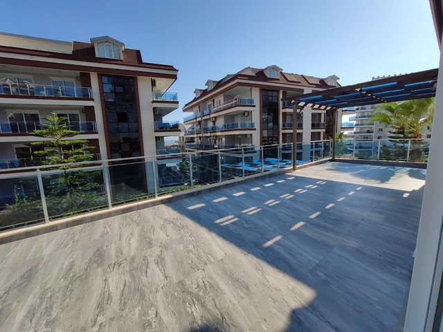 فيلا مع مسبح خاص في منطقة جيكجلي المركزية في الانيا 