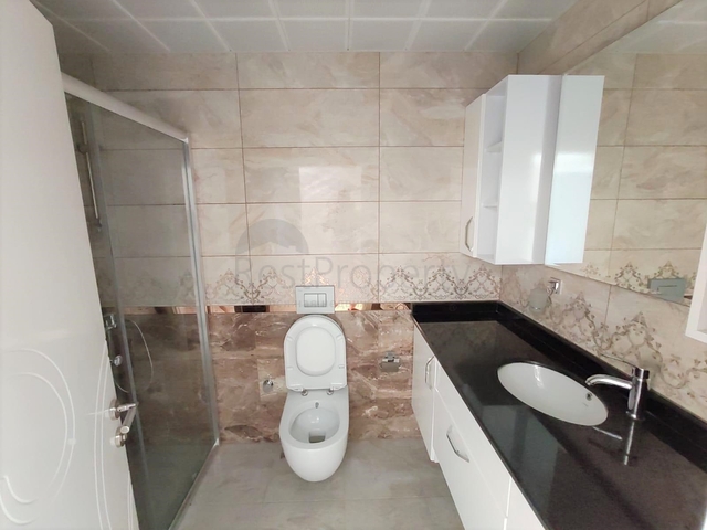 فيلا مع مسبح خاص في منطقة جيكجلي المركزية في الانيا 