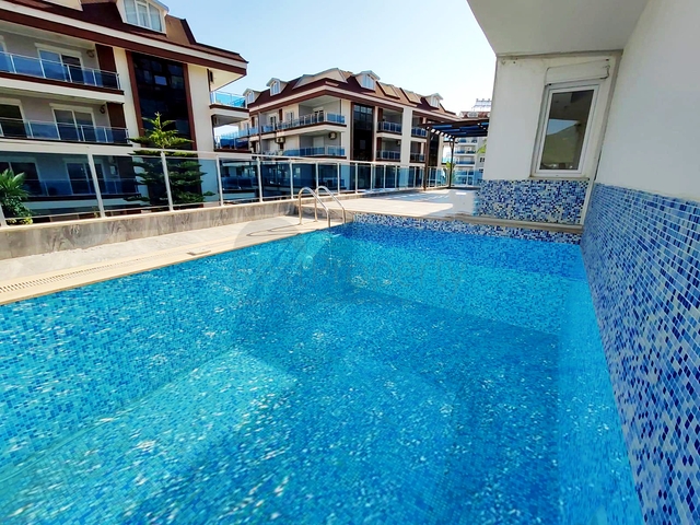 فيلا مع مسبح خاص في منطقة جيكجلي المركزية في الانيا 