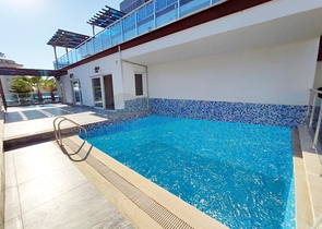 فيلا مع مسبح خاص في منطقة جيكجلي المركزية في الانيا 