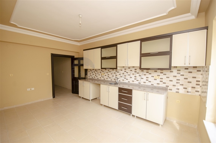 شقة بغرفة نوم واحدة مع مطبخ منفصل في كونيالتي اربسويو