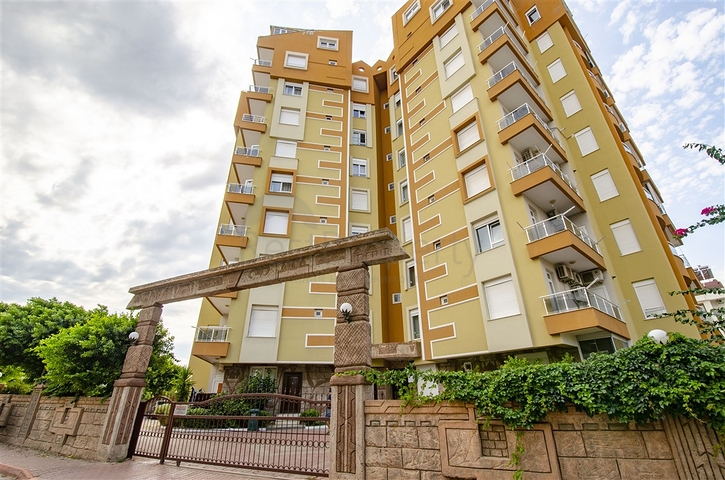 شقة بغرفة نوم واحدة مع مطبخ منفصل في كونيالتي اربسويو