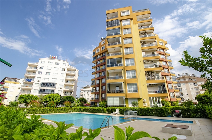 شقة بغرفة نوم واحدة مع مطبخ منفصل في كونيالتي اربسويو