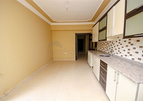 شقة بغرفة نوم واحدة مع مطبخ منفصل في كونيالتي اربسويو