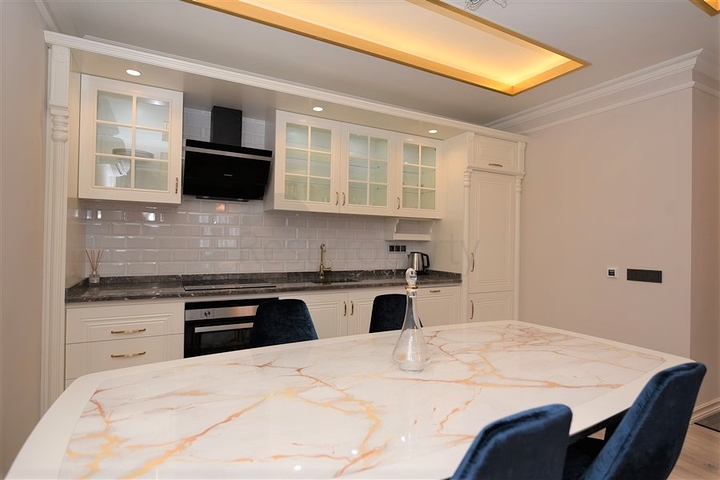 ضمن افخم مجمع سكني في الانيا - شقة غرفتين وصالة مفروشة - مركز الانيا 