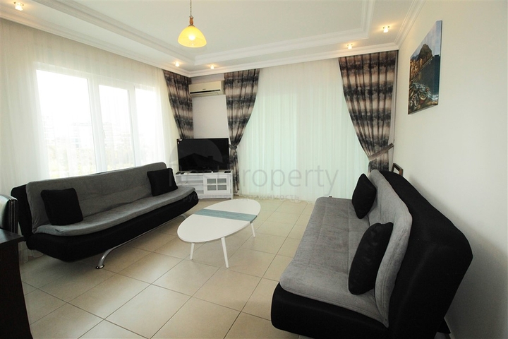 شقة غرفتين وصالة مفروشة ضمن مجمع سكني في جيكجلي / الانيا 