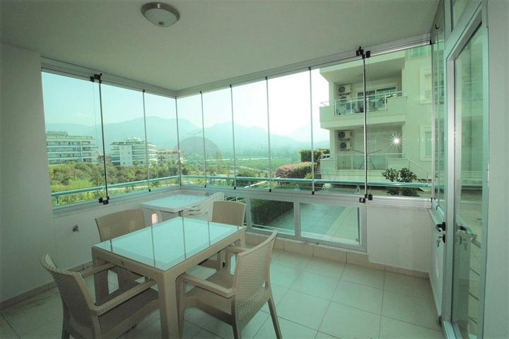 شقة غرفتين وصالة مفروشة ضمن مجمع سكني في جيكجلي / الانيا 