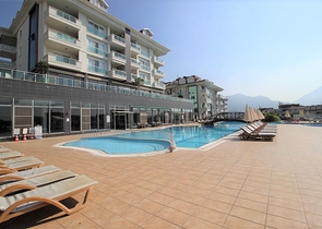 شقة غرفتين وصالة مفروشة ضمن مجمع سكني في جيكجلي / الانيا 