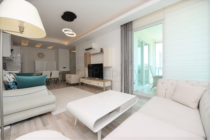 شقة غرفة وصالة مفروشة في مجمع حمس نجوم ضمن منطقة توسمور / الانيا 