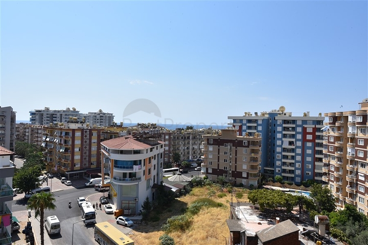 شقة غرفة وصالة مفروشة في مجمع حمس نجوم ضمن منطقة توسمور / الانيا 