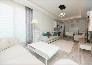 شقة غرفة وصالة مفروشة في مجمع حمس نجوم ضمن منطقة توسمور / الانيا 