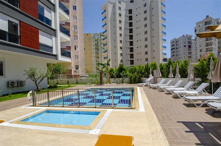 شقة 2+1 في مجمع جديد بالقرب من قناة المارينا البواتشاي في ليمان