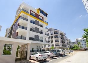 شقة 2+1 في مجمع جديد بالقرب من قناة المارينا البواتشاي في ليمان