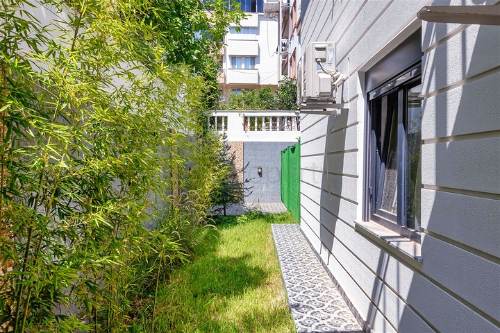 و1 + 4 الشقق في Arapsuya كونيالتي 500 متر إلى البحر  