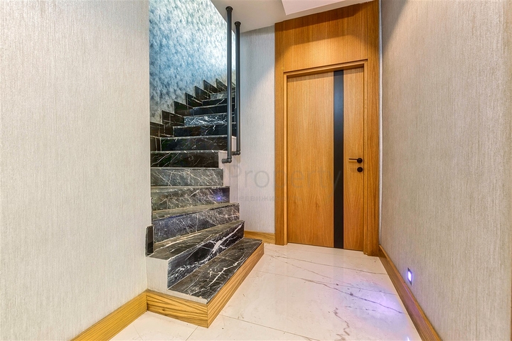 و1 + 4 الشقق في Arapsuya كونيالتي 500 متر إلى البحر  