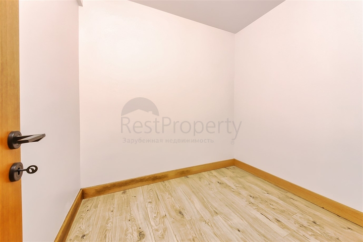 و1 + 4 الشقق في Arapsuya كونيالتي 500 متر إلى البحر  