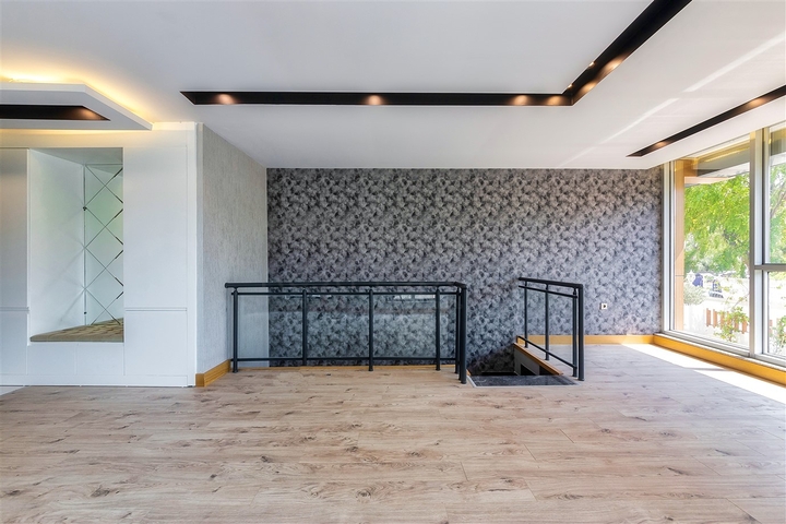 و1 + 4 الشقق في Arapsuya كونيالتي 500 متر إلى البحر  