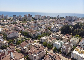 و1 + 4 الشقق في Arapsuya كونيالتي 500 متر إلى البحر  