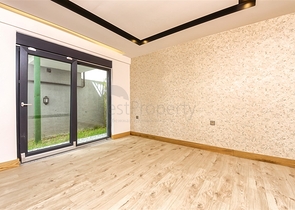 و1 + 4 الشقق في Arapsuya كونيالتي 500 متر إلى البحر  