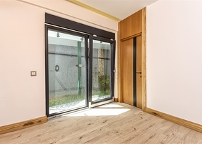 و1 + 4 الشقق في Arapsuya كونيالتي 500 متر إلى البحر  