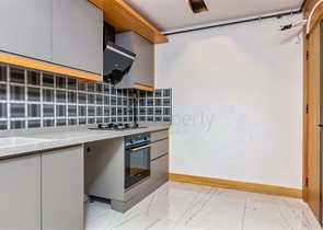 و1 + 4 الشقق في Arapsuya كونيالتي 500 متر إلى البحر  