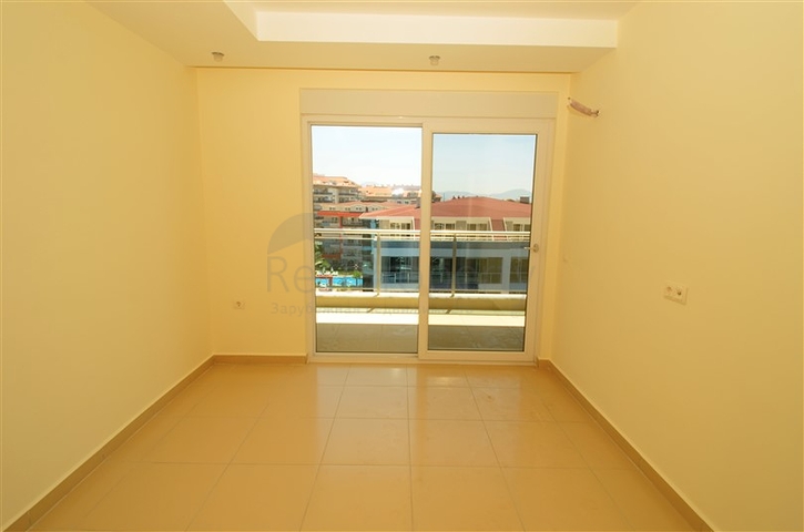 شقق ضمن مجمع يضم خدمات خمس نجوم في كاستل / الانيا 