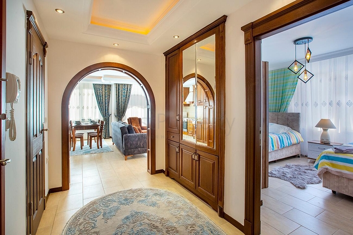 غرفتين وصالة باطلالة بانورامية على البحر في مهموتلار ، الانيا 