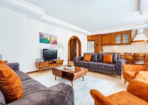 غرفتين وصالة باطلالة بانورامية على البحر في مهموتلار ، الانيا 