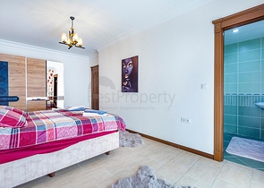 غرفتين وصالة باطلالة بانورامية على البحر في مهموتلار ، الانيا 