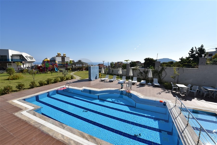 شقة واسعة باطلالة بحرية في مركز الانيا 