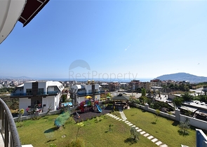 شقة واسعة باطلالة بحرية في مركز الانيا 