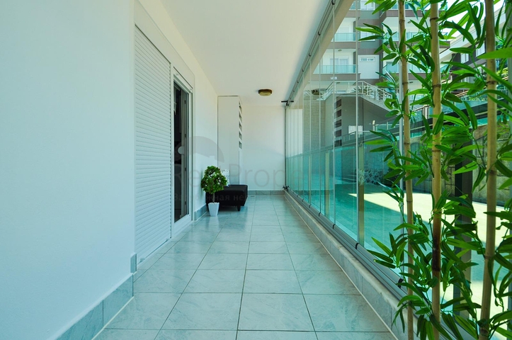 شقة غرفة وصالة مفروشة ضمن مجمع خمس نجوم في كاستل / الانيا 