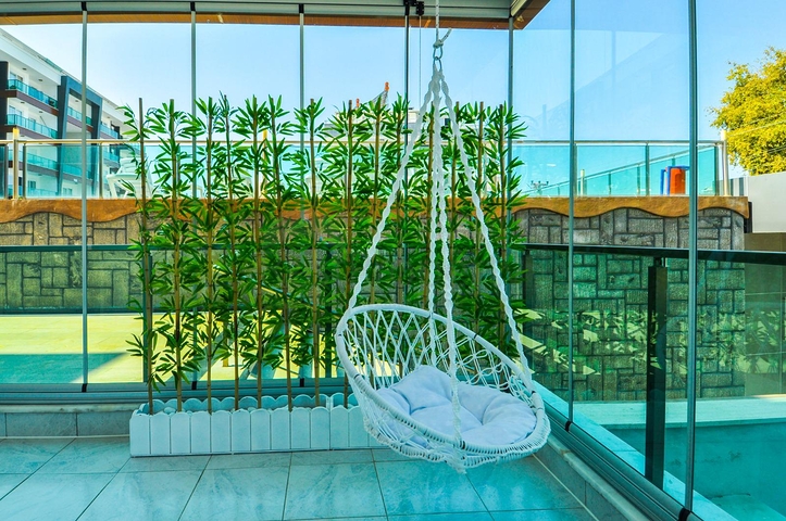 شقة غرفة وصالة مفروشة ضمن مجمع خمس نجوم في كاستل / الانيا 