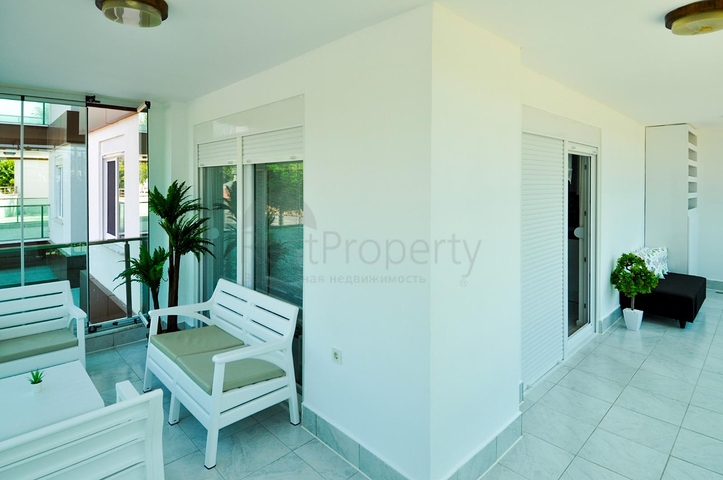 شقة غرفة وصالة مفروشة ضمن مجمع خمس نجوم في كاستل / الانيا 