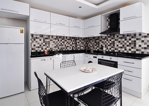 شقة غرفة وصالة مفروشة ضمن مجمع خمس نجوم في كاستل / الانيا 