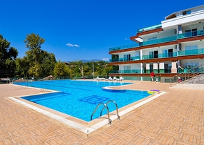 شقة غرفة وصالة مفروشة ضمن مجمع خمس نجوم في كاستل / الانيا 