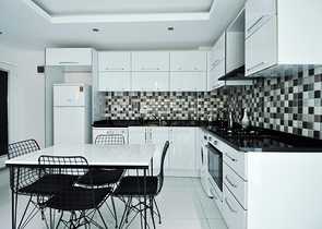 شقة غرفة وصالة مفروشة ضمن مجمع خمس نجوم في كاستل / الانيا 