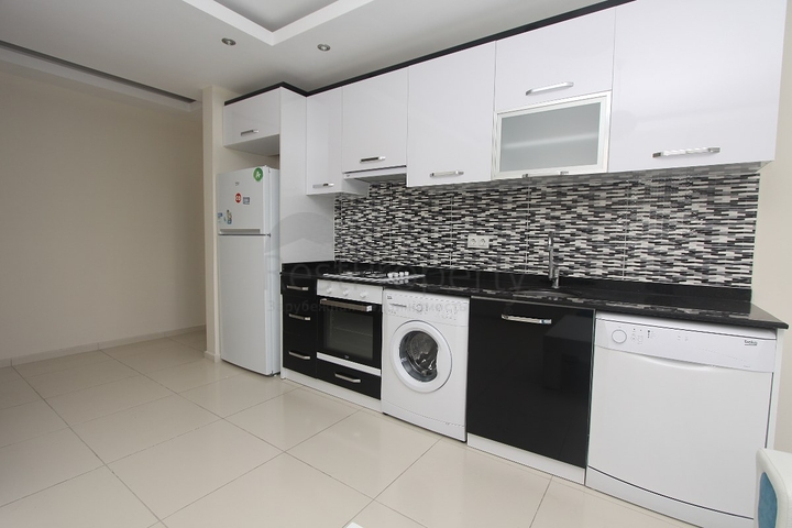 غرفة وصالة مفروشة ضمن مجمع سكني في توسمور / الانيا 