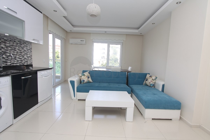 غرفة وصالة مفروشة ضمن مجمع سكني في توسمور / الانيا 