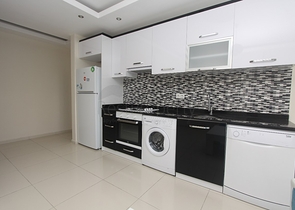 غرفة وصالة مفروشة ضمن مجمع سكني في توسمور / الانيا 