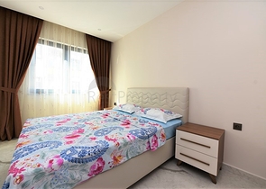 في مركز الانيا - شقة مؤثثة من تصميم غرفة وصالة في مجمع سكني حديث 