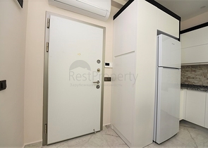 في مركز الانيا - شقة مؤثثة من تصميم غرفة وصالة في مجمع سكني حديث 