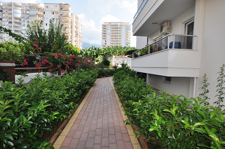 شقة عائلية غرفتين وصالة في مهموتلار / الانيا 