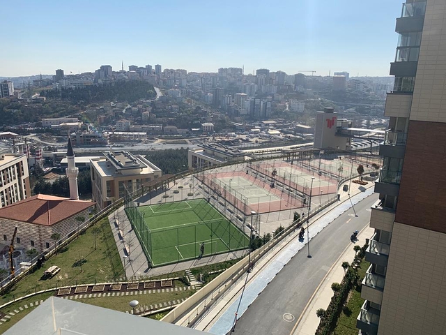 في مركز اسطنبول - منطقة ايوب التاريخية - شقة غرفتين وصالة ضمن مجمع سكني حديث 