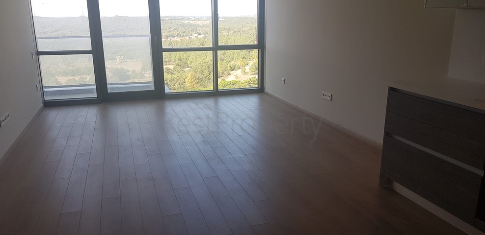 في مركز اسطنبول - منطقة ايوب التاريخية - شقة غرفتين وصالة ضمن مجمع سكني حديث 