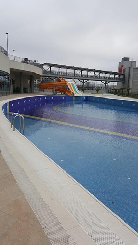 في مركز اسطنبول - منطقة ايوب التاريخية - شقة غرفتين وصالة ضمن مجمع سكني حديث 